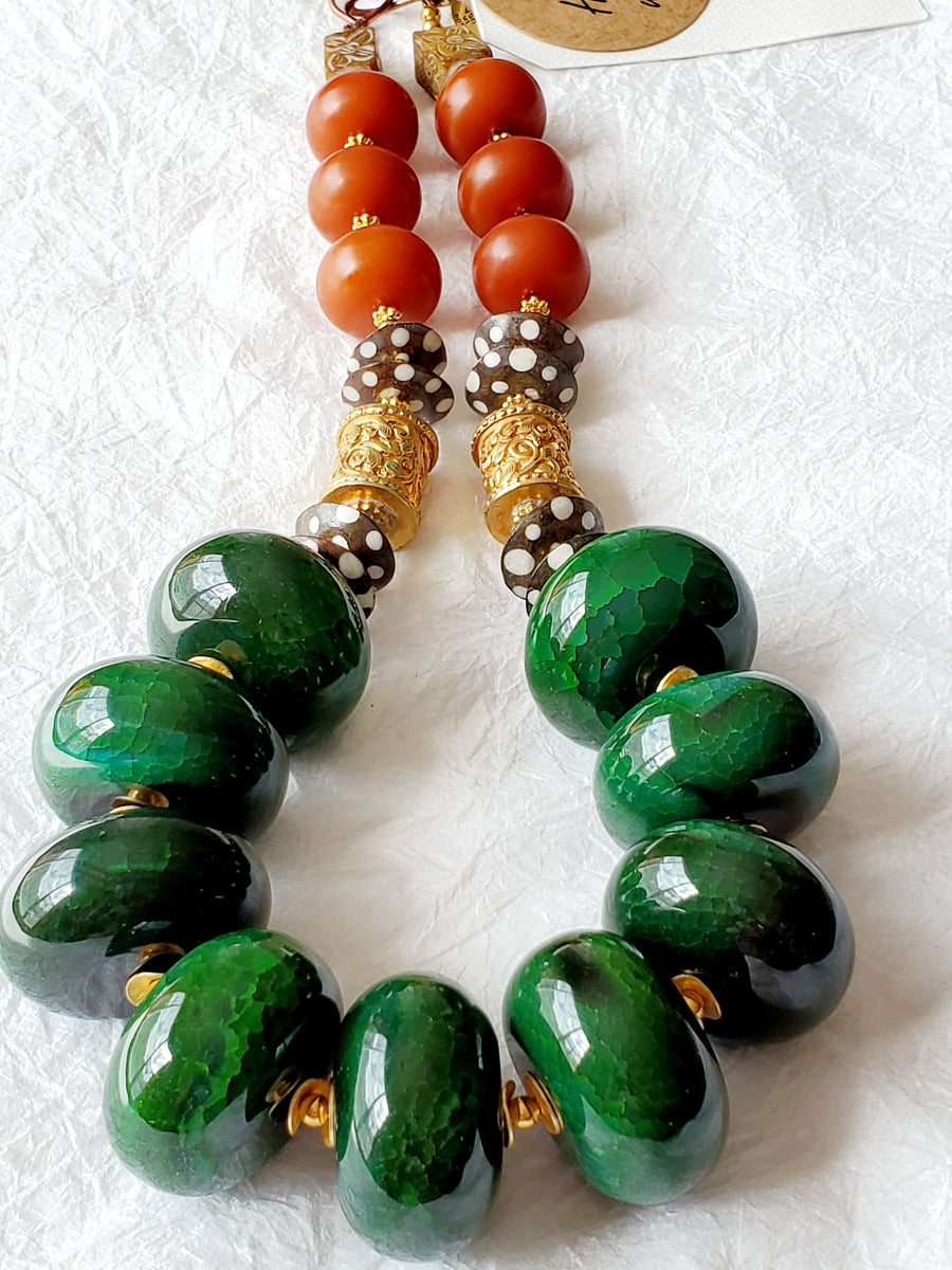 Chunky green statement necklace, genuine green stone statement shops necklace, beaded necklace, green agate beads, jade statement jewelry,