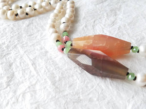 Lariat Style White Freshwater Pearl Pink Faceted Druzy Agate Barrel Leather Hand Knotted Necklace, Pink Tulips Necklace